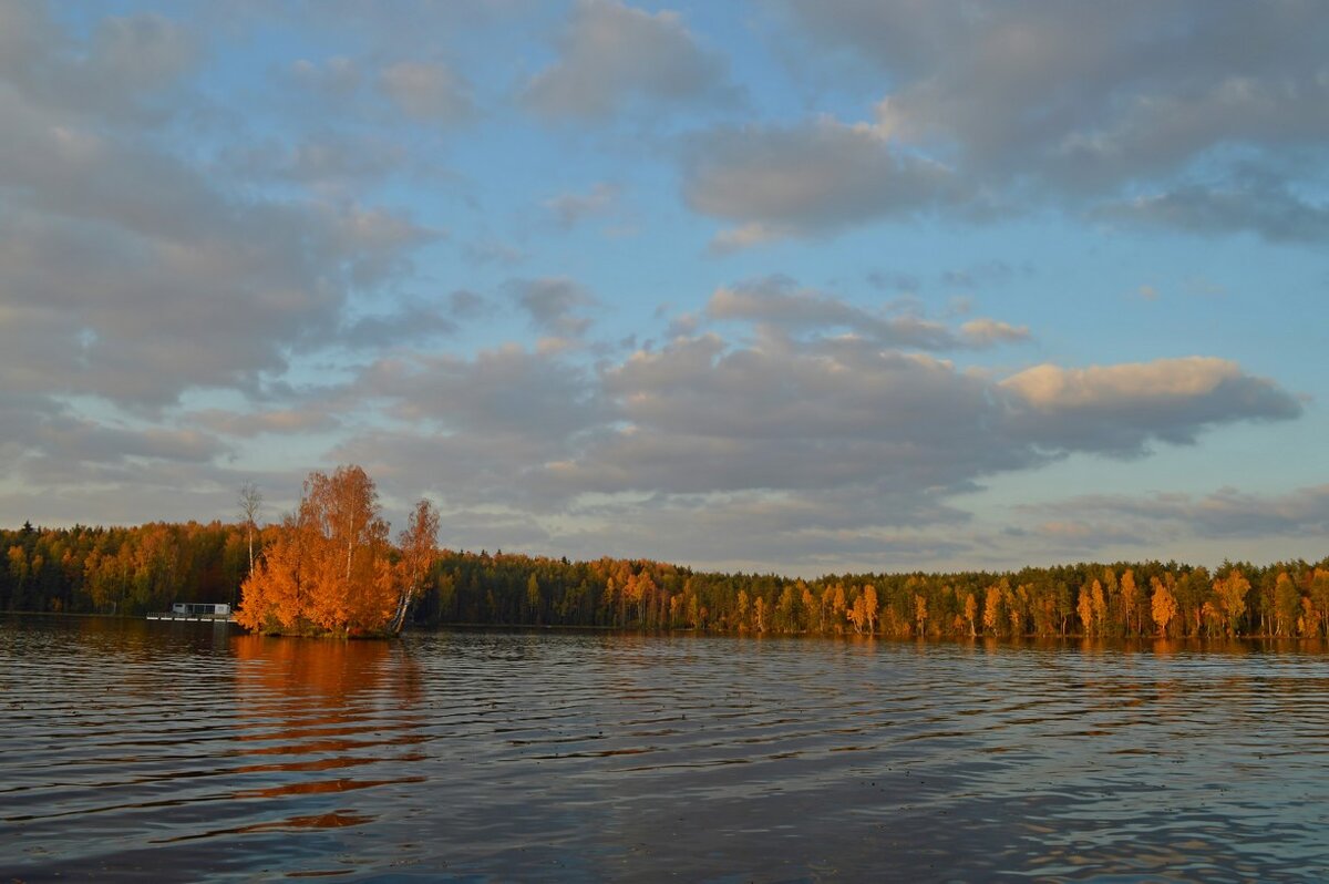 Вечер на озере..... - Юрий Цыплятников Вечер на озере..... - Юрий Цыплятников