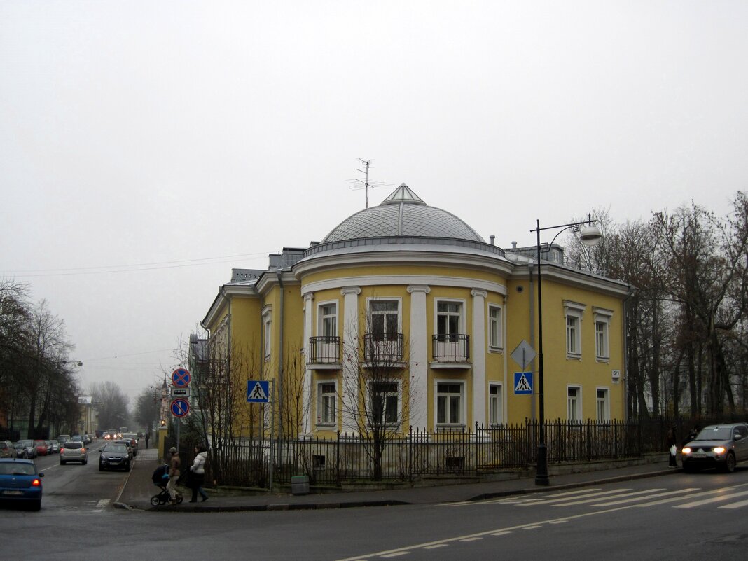 Жилой дом на дворцовой улице в городе Пушкине. - Ирина ***