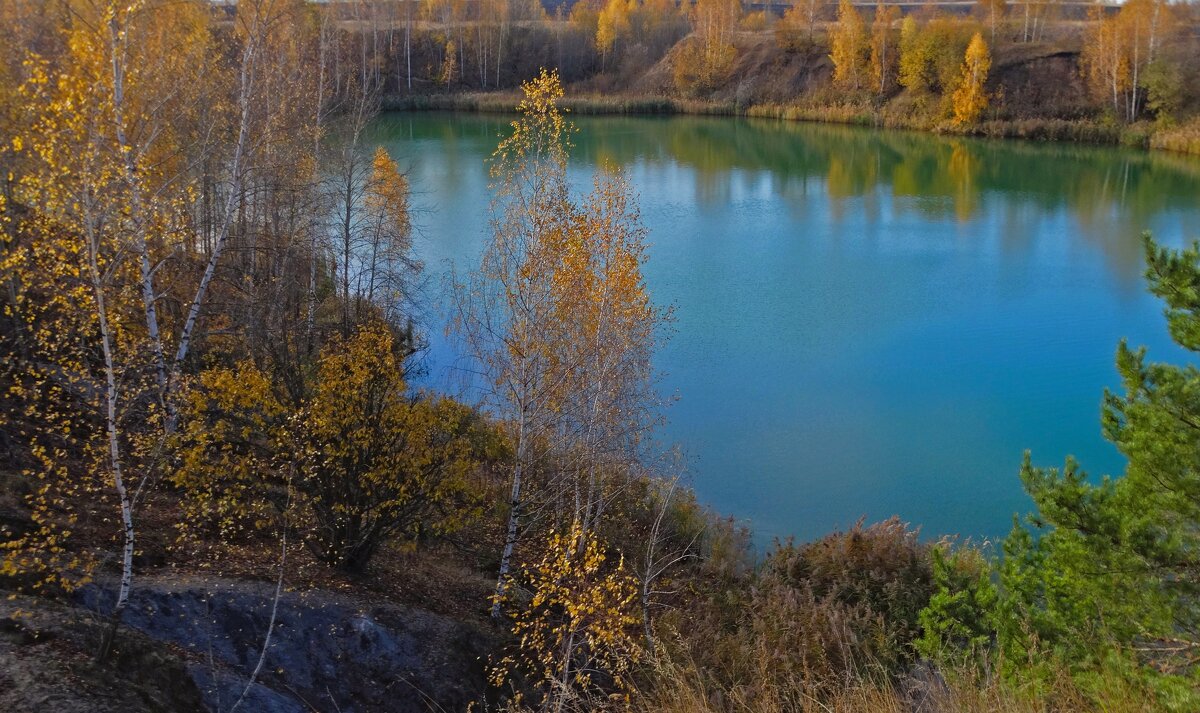 Заброшенный карьер осенью - Елена Макарова 