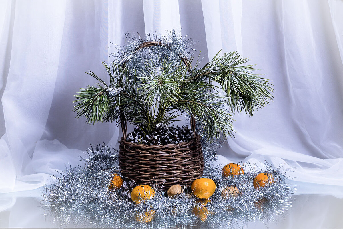 Новогодняя корзинка - Людмила Павловна Крышковец