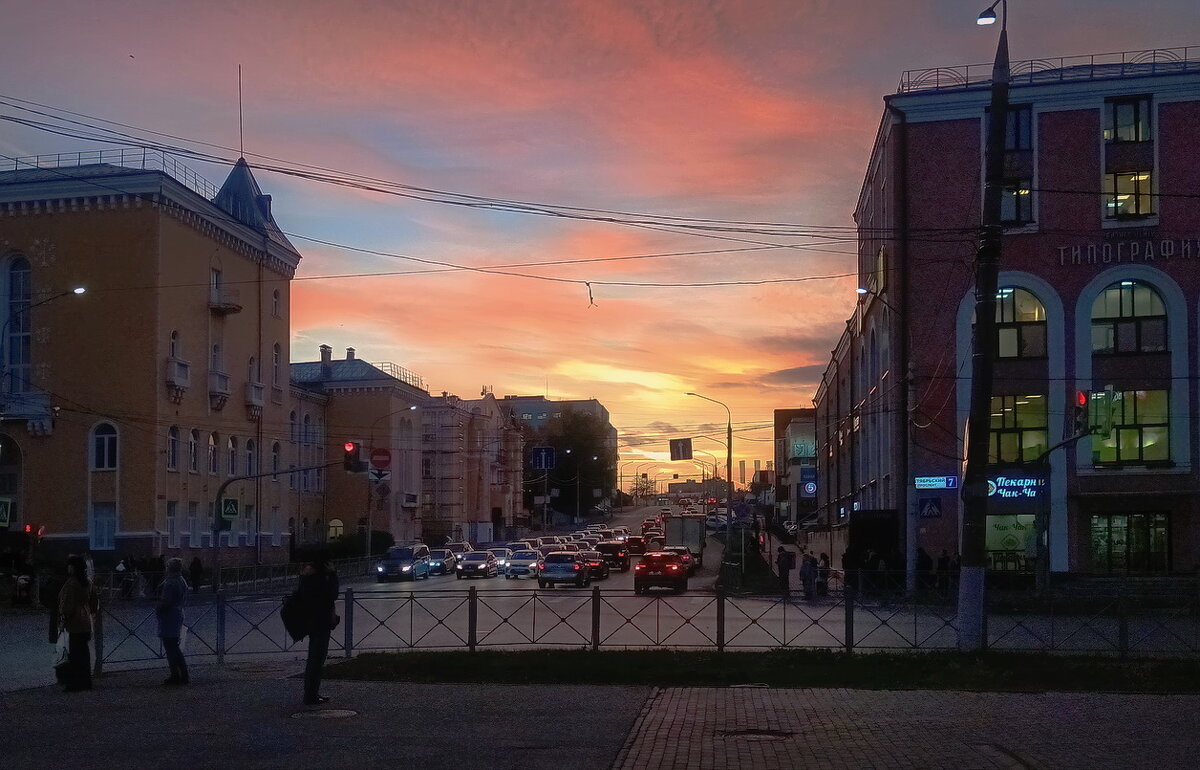 Закат в городе... - Владимир Шошин