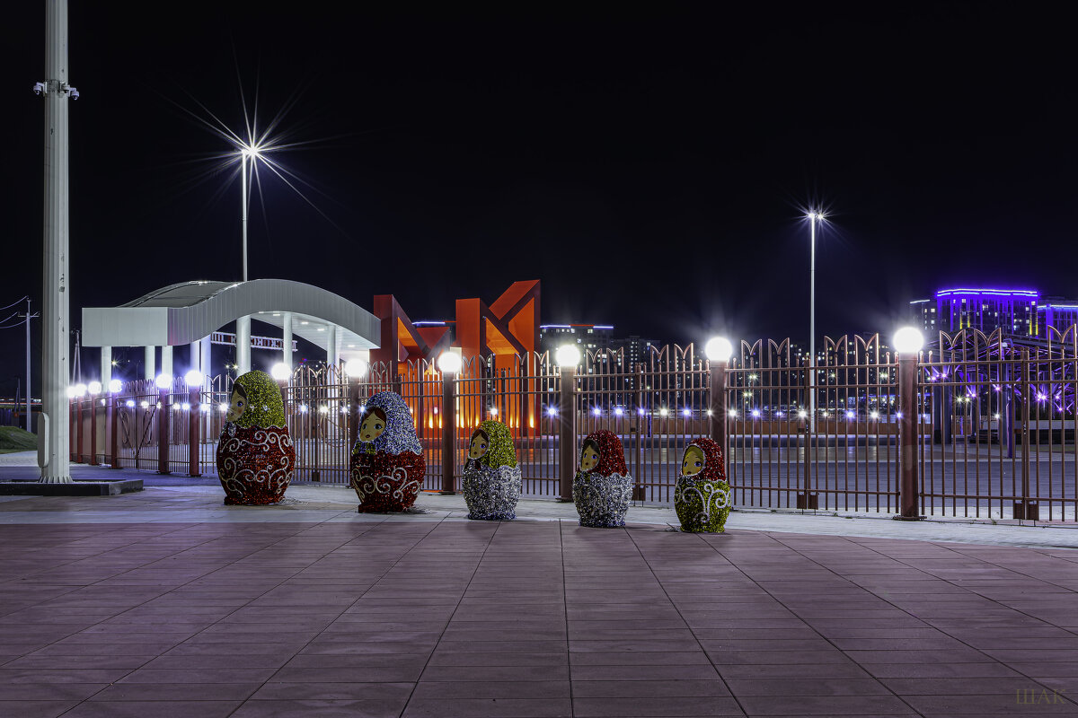 Красатули на Московской площади - Алекс 