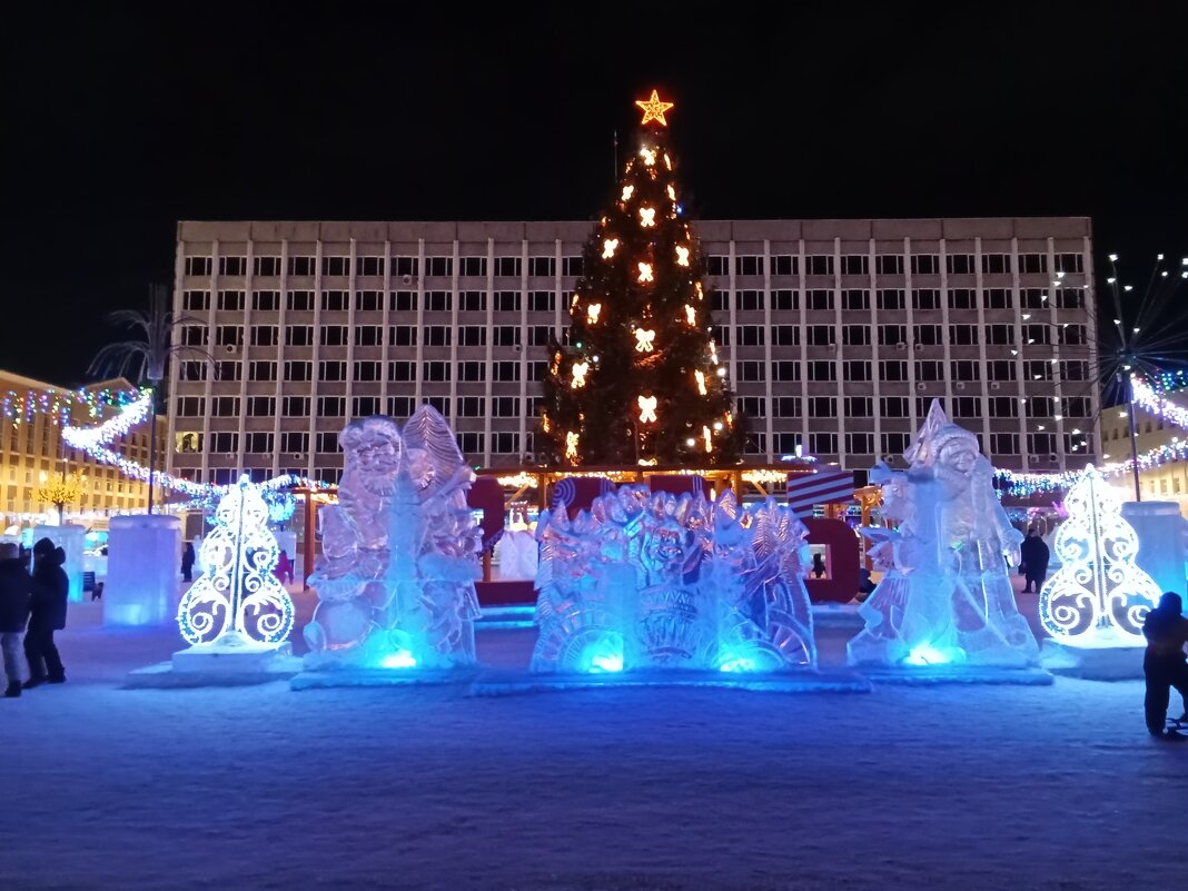 С Новым годом и Рождеством Христовым!! - Виктор 