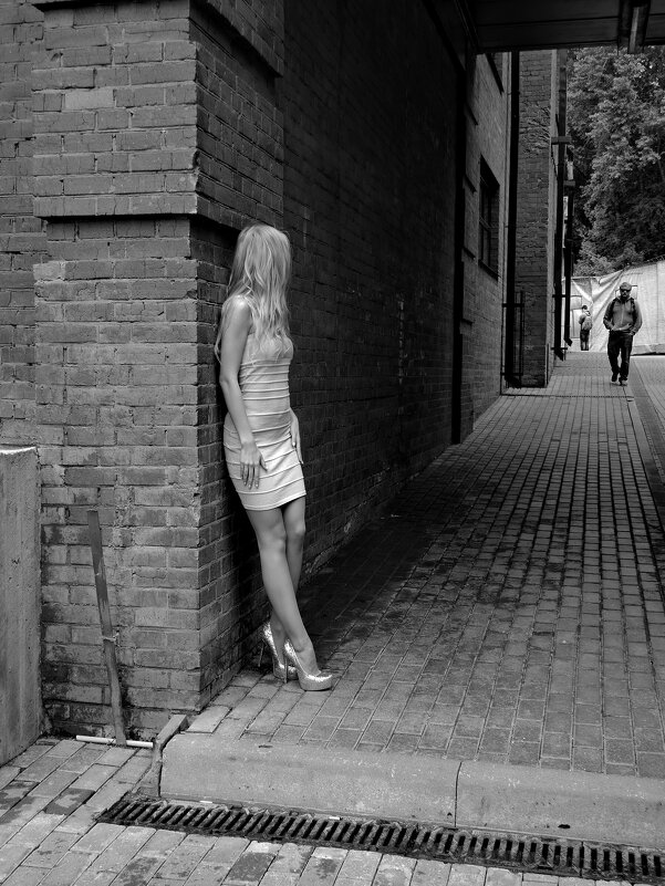 Отчужденность - Наталья Rosenwasser