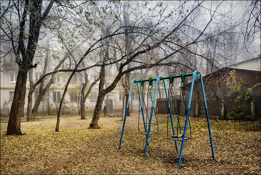 Старый двор. - Елена Демидова 