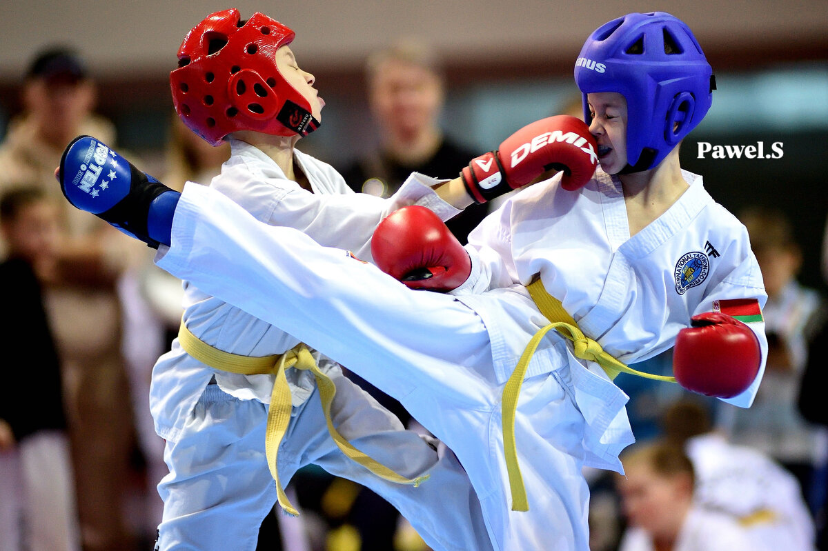 Мордобой - Павел Сущёнок Мордобой - Павел Сущёнок