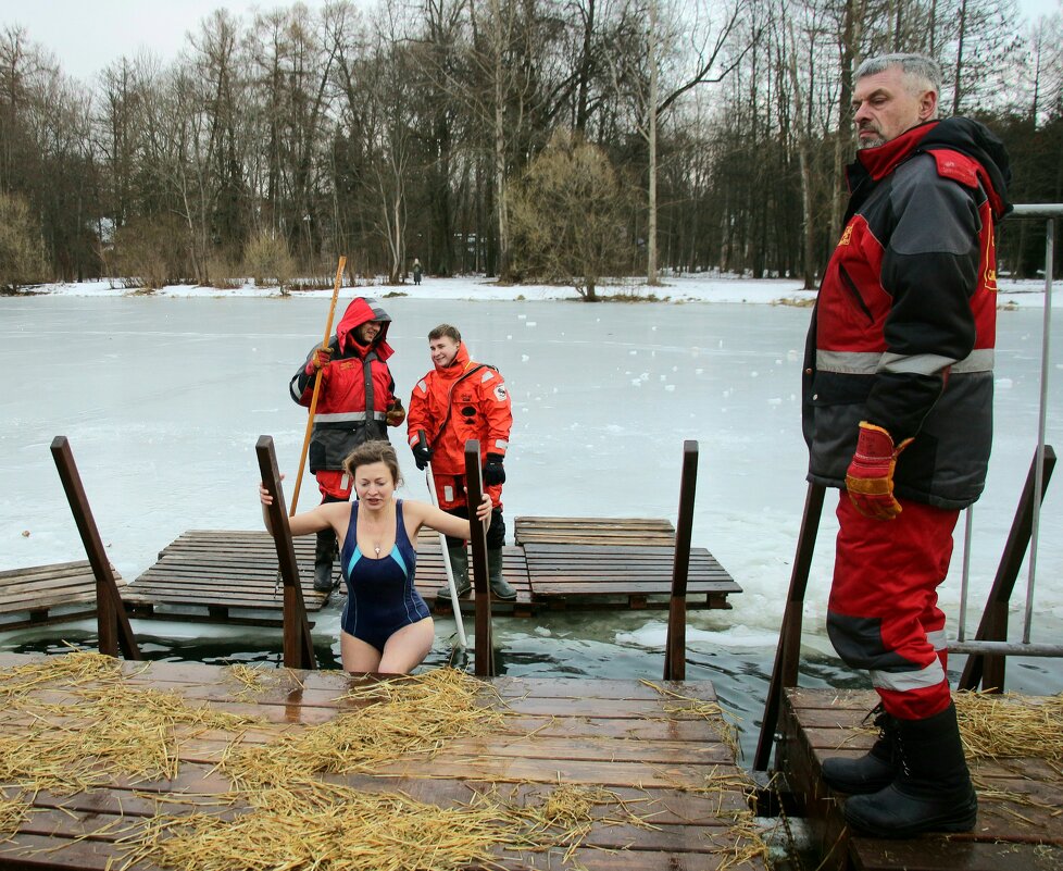 Крещенские купания - Наталья Герасимова Крещенские купания - Наталья Герасимова