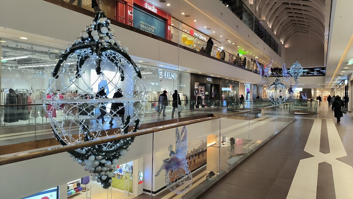 В Галерее. - Ольга В Галерее. - Ольга