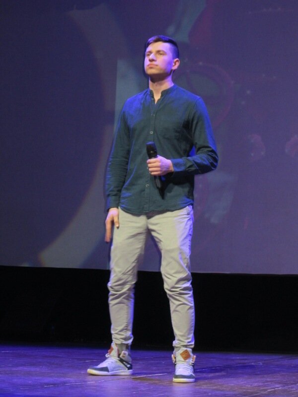 Поёт Виктор Рябов - Дмитрий Никитин