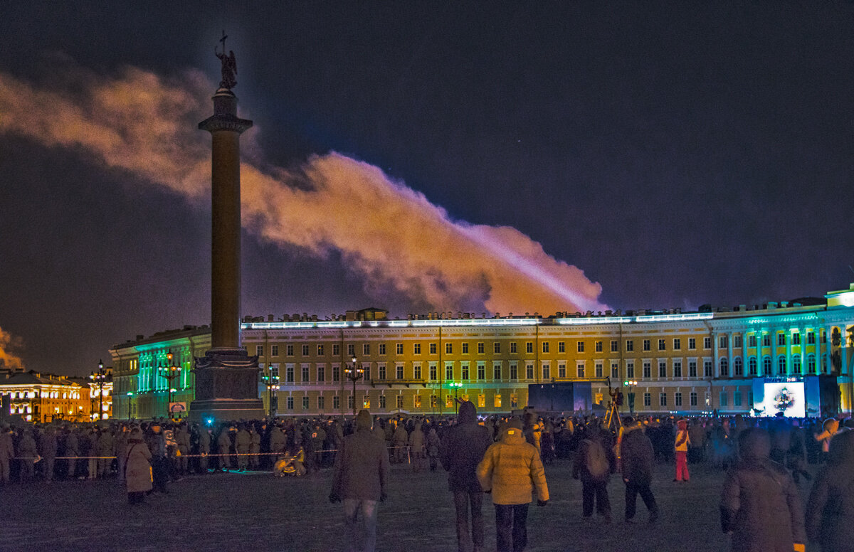 Дворцовая площадь - Юрий Велицкий Дворцовая площадь - Юрий Велицкий