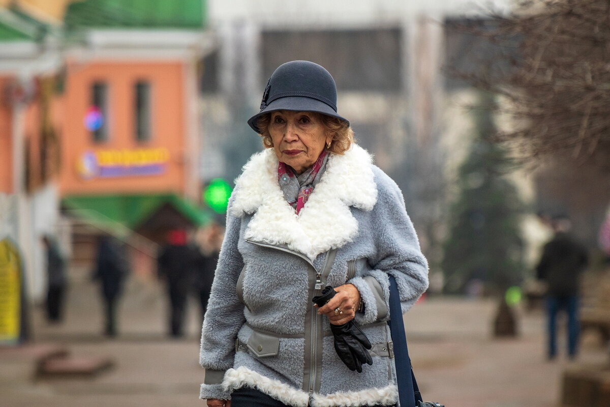 Дама. - Анатолий. Chesnavik. Дама. - Анатолий. Chesnavik.