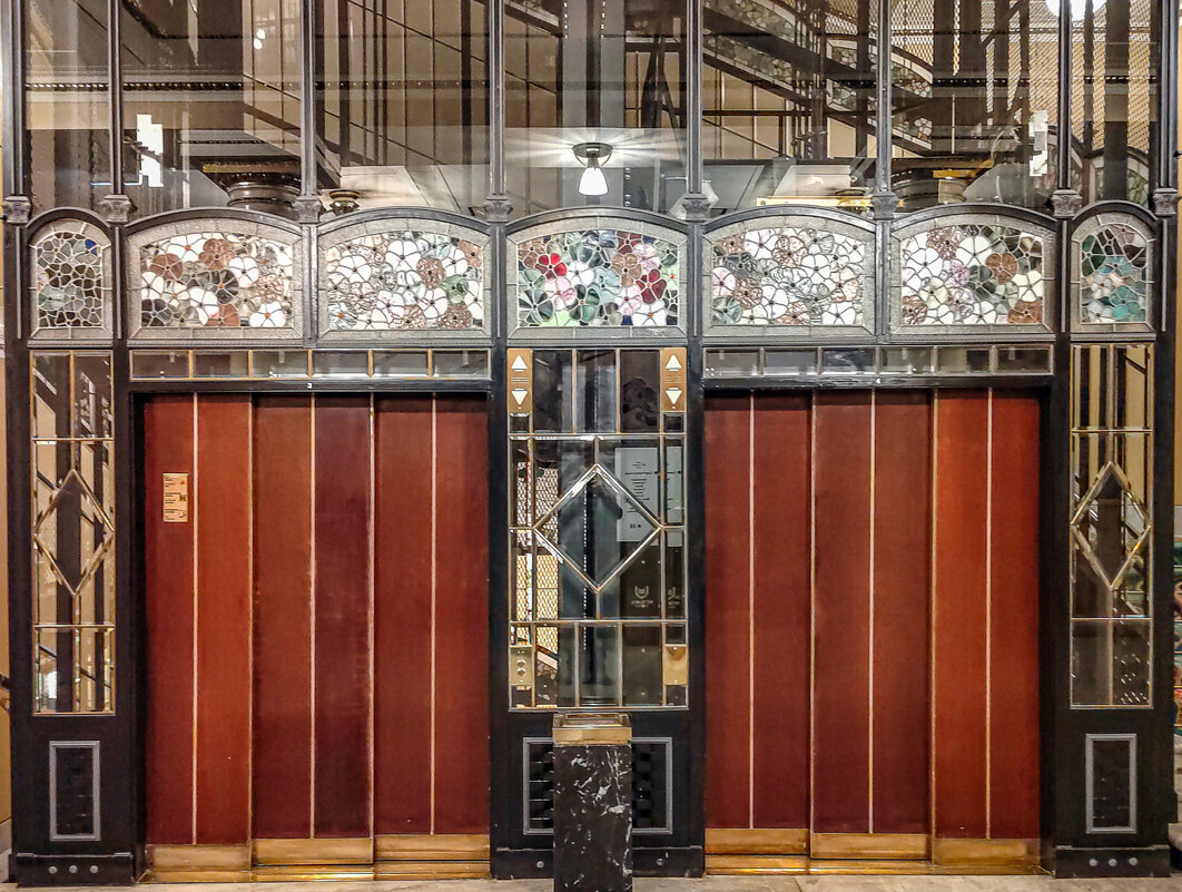 (Современный) старый лифт в гостинице Метрополь - Георгий А (Современный) старый лифт в гостинице Метрополь - Георгий А