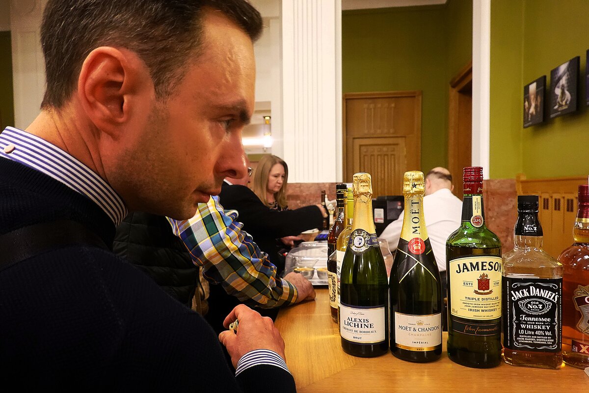 Пить или не пить? Вот в чём вопрос. - Татьяна Помогалова Пить или не пить? Вот в чём вопрос. - Татьяна Помогалова