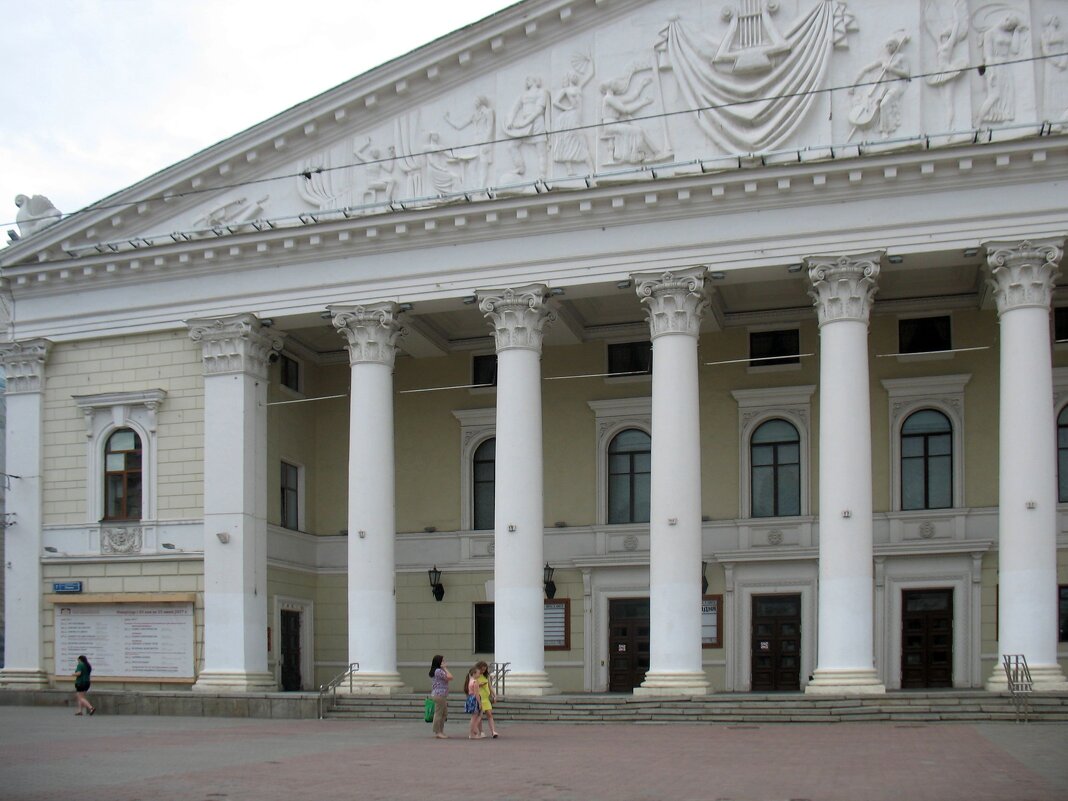 Театр - Андрей Л. В.