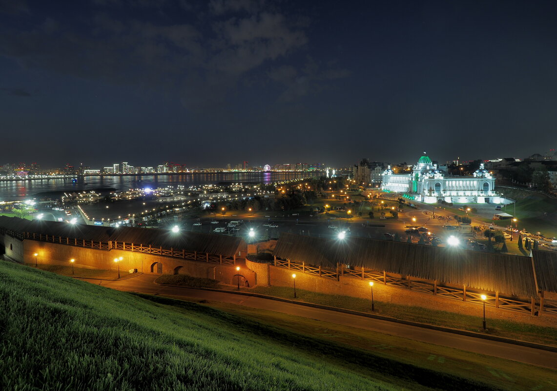 Вечерняя Казань - Евгений Седов Вечерняя Казань - Евгений Седов