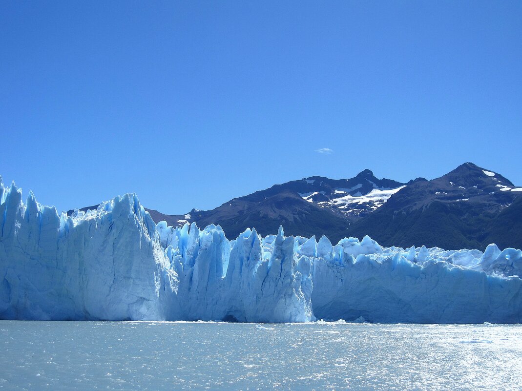 Ледник Перито Морено, Аргентина. - unix (Илья Утропов) Ледник Перито Морено, Аргентина. - unix (Илья Утропов)