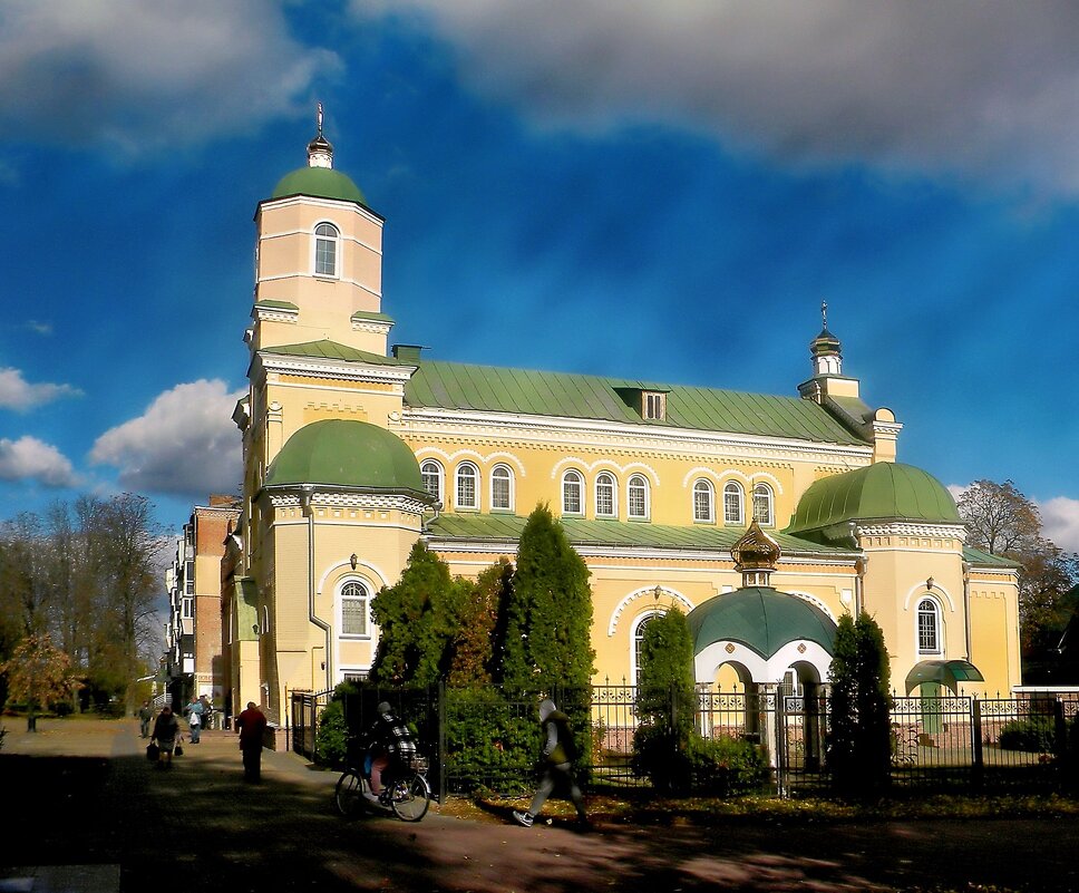 Храм - Роман Савоцкий