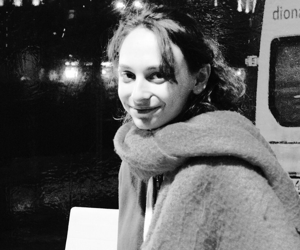 ОДАРИЛА УЛЫБКОЙ - Виктор Никитенко