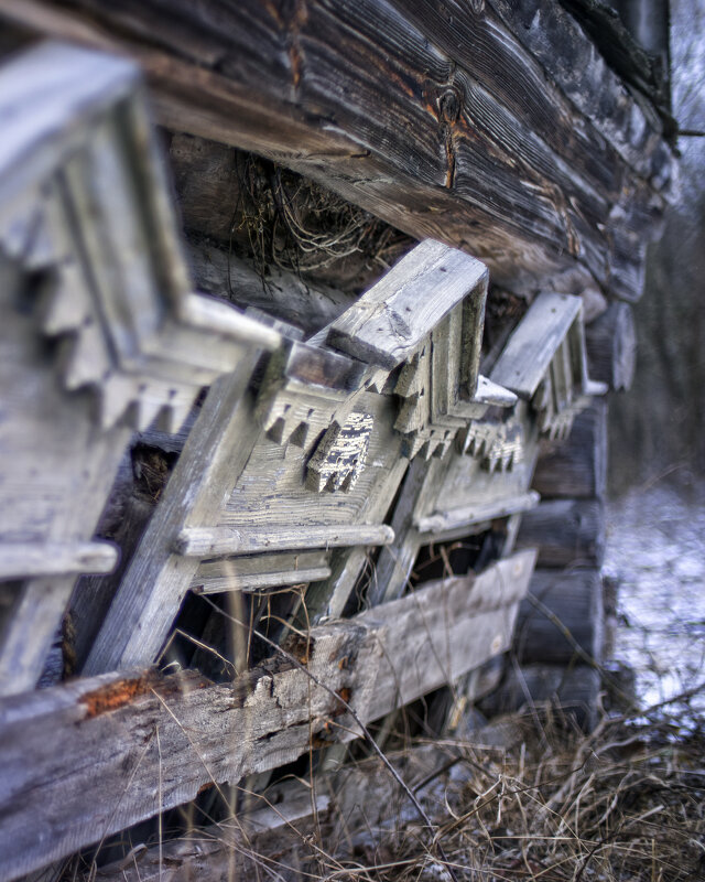 Наличники красят - sorovey Sol Наличники красят - sorovey Sol