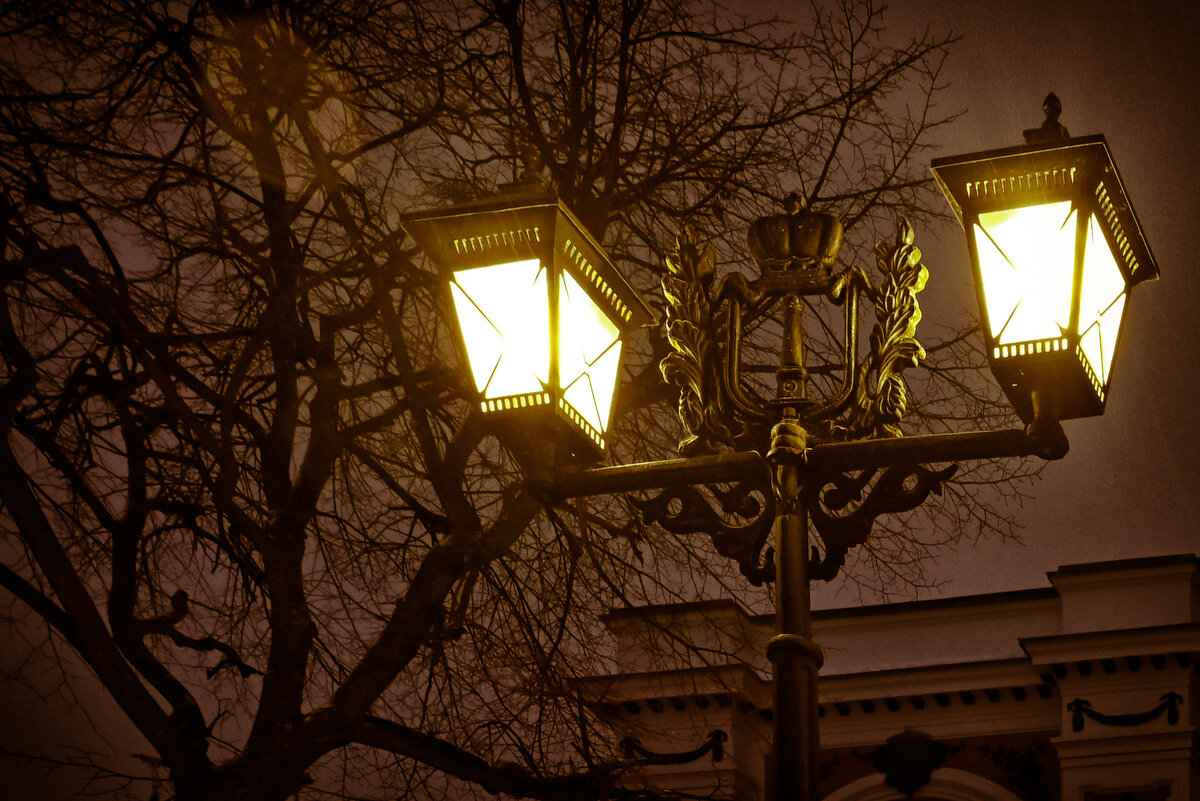 Из серии - "Ночной Ульяновск" - Александр Беляков Из серии - "Ночной Ульяновск" - Александр Беляков