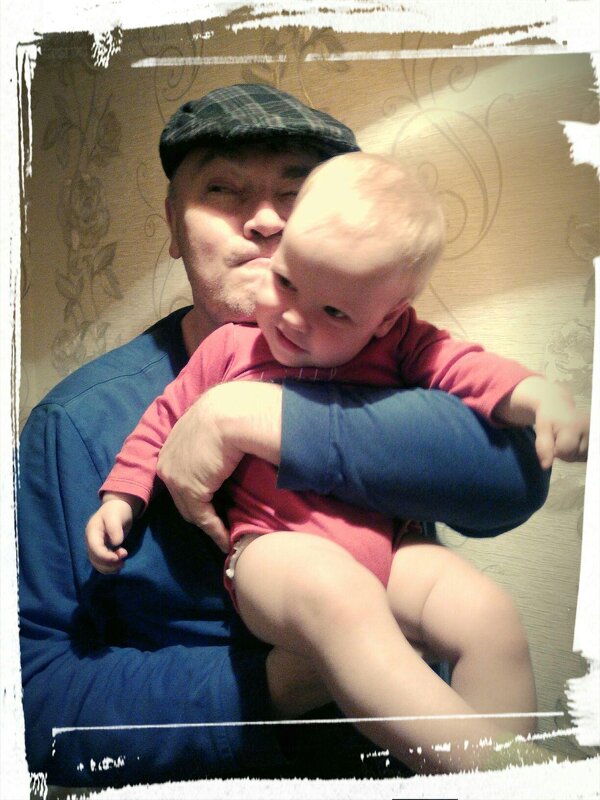 Друзья - Андрей Хлопонин Друзья - Андрей Хлопонин