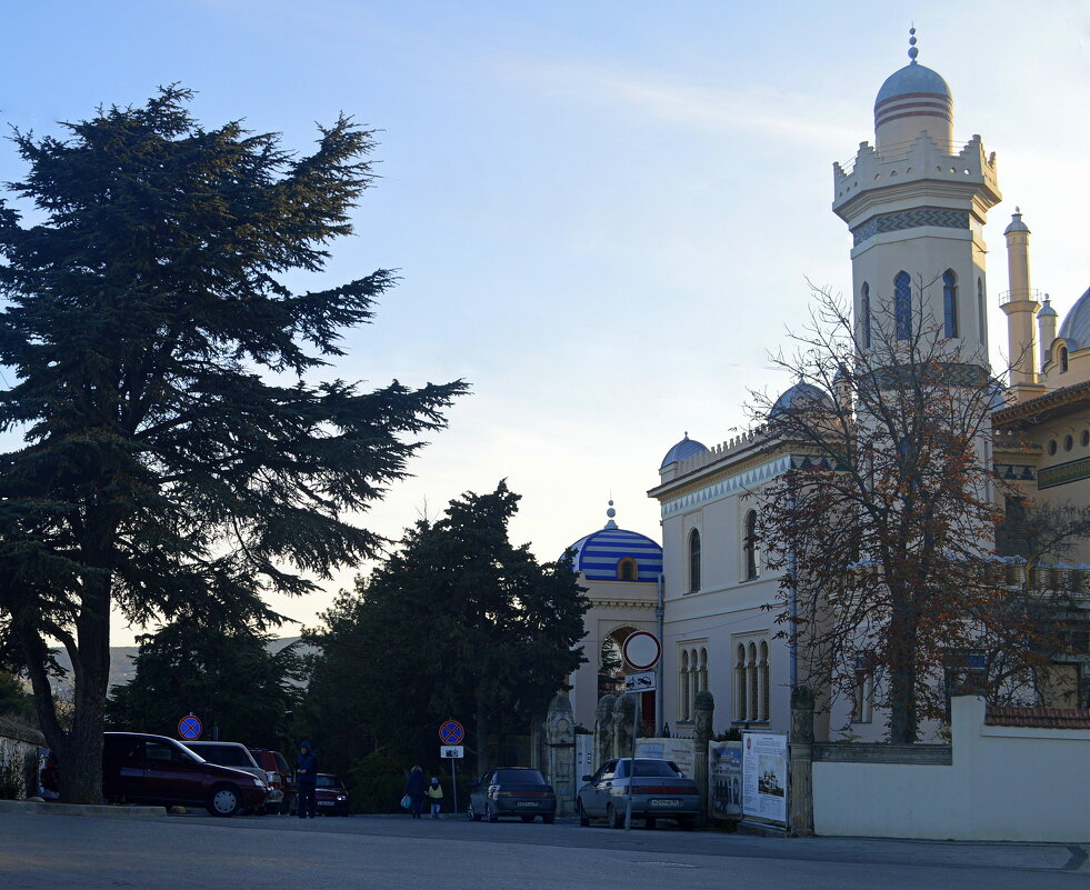 По проспекту Айвазовского. Дача Стамболи - Татьяна Лютаева По проспекту Айвазовского. Дача Стамболи - Татьяна Лютаева