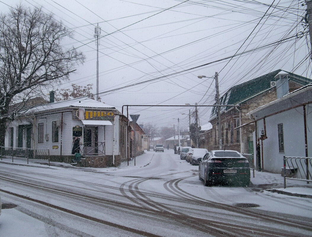 Перекрёсток Чехова и Футболистов - Валентин Семчишин Перекрёсток Чехова и Футболистов - Валентин Семчишин