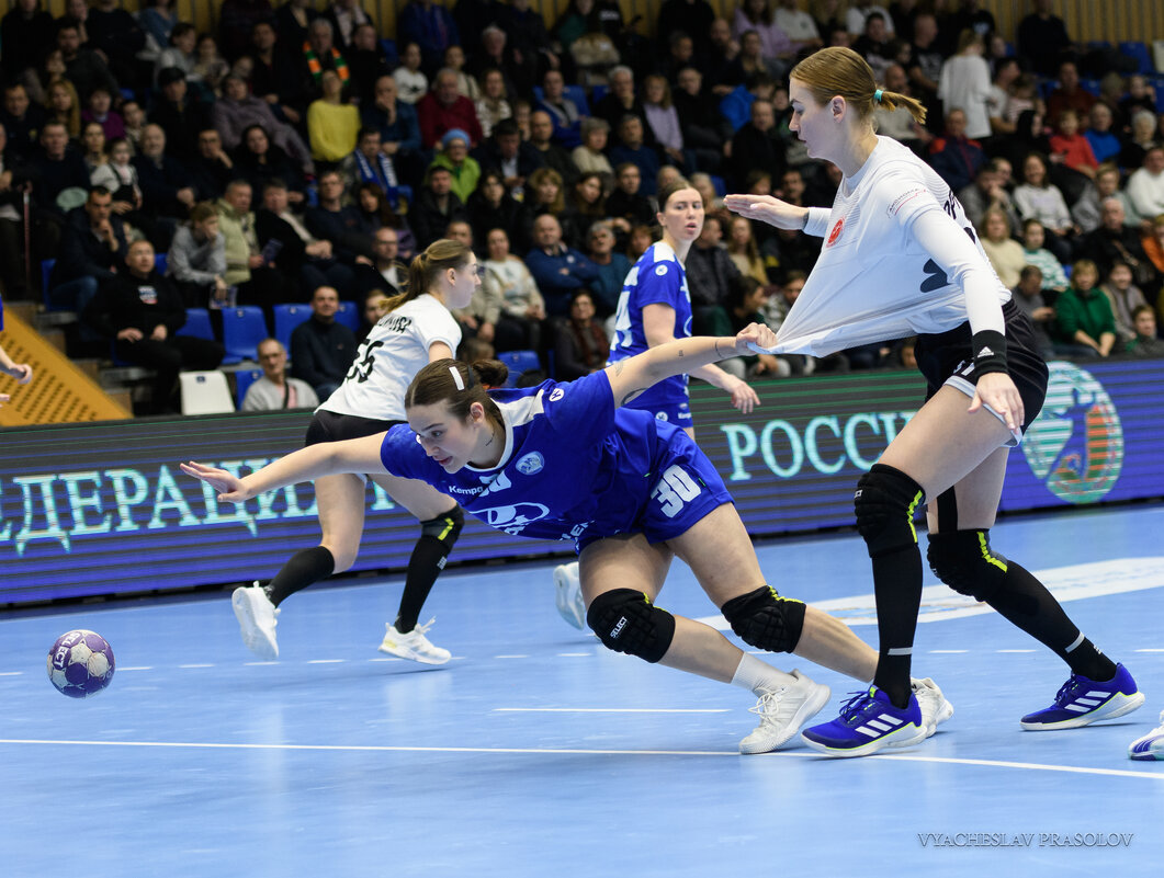 Женский гандбол - Вячеслав Прасолов