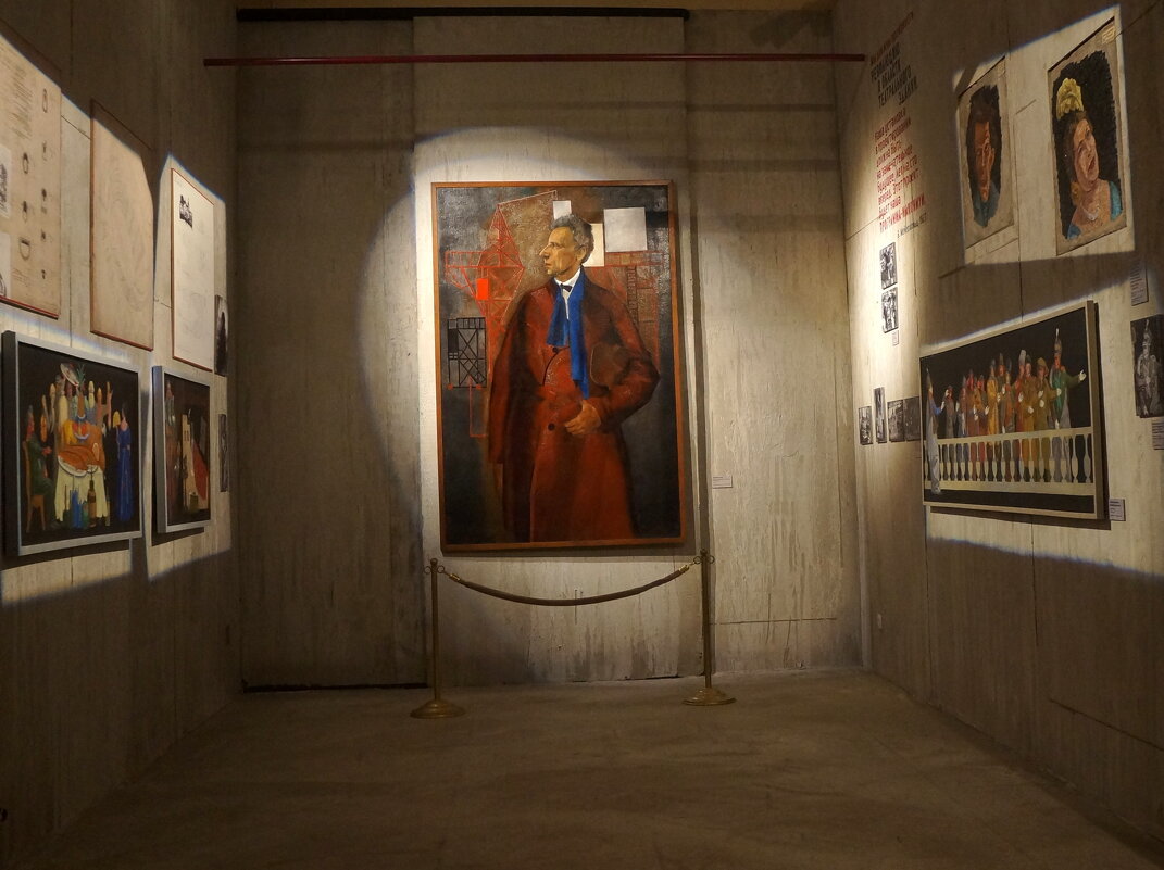 Выставка в Театральном музее в честь 150-летия со дня рождения В.Э. Мейерхольда - zavitok * Выставка в Театральном музее в честь 150-летия со дня рождения В.Э. Мейерхольда - zavitok *