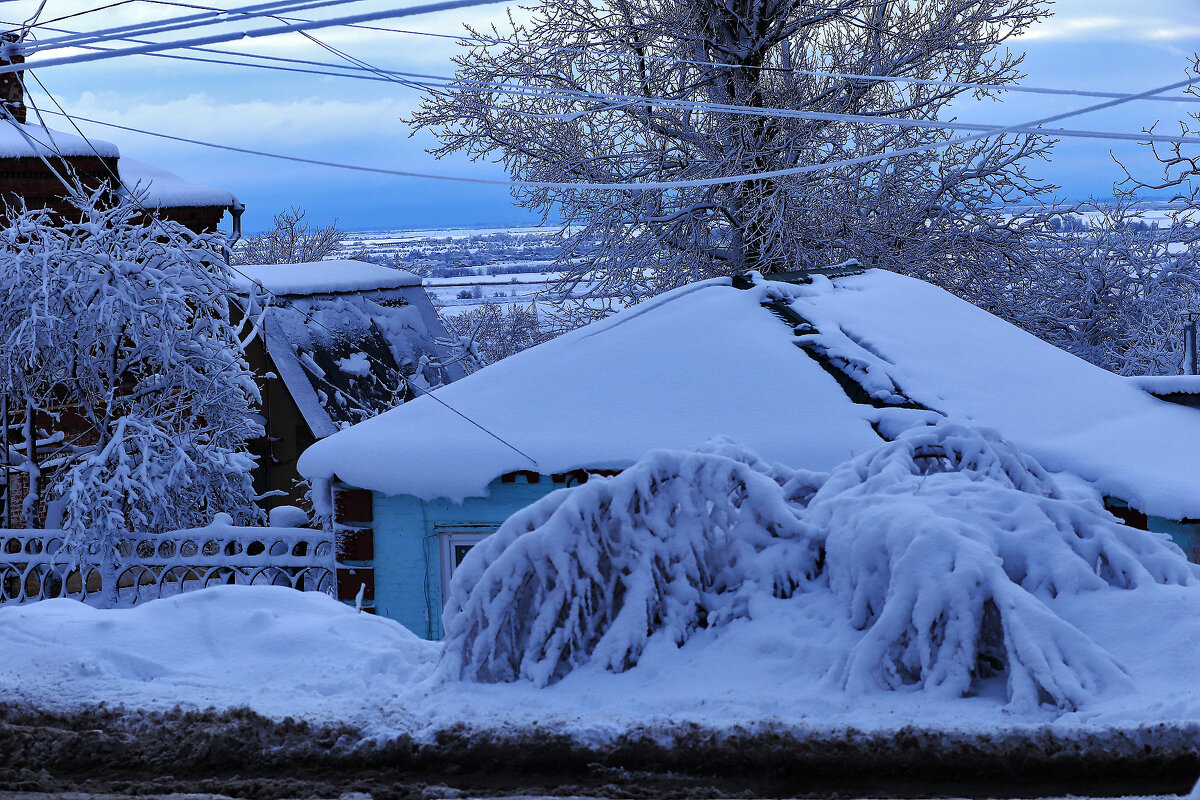 Холодное небо - Юрий Гайворонскiий