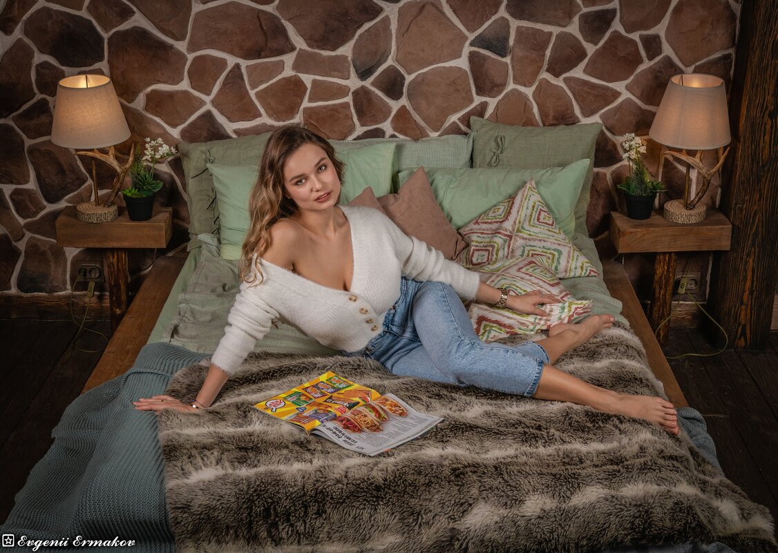 Чтобы заказать на ужин? Или кого-нибудь...? - Евгений Ермаков