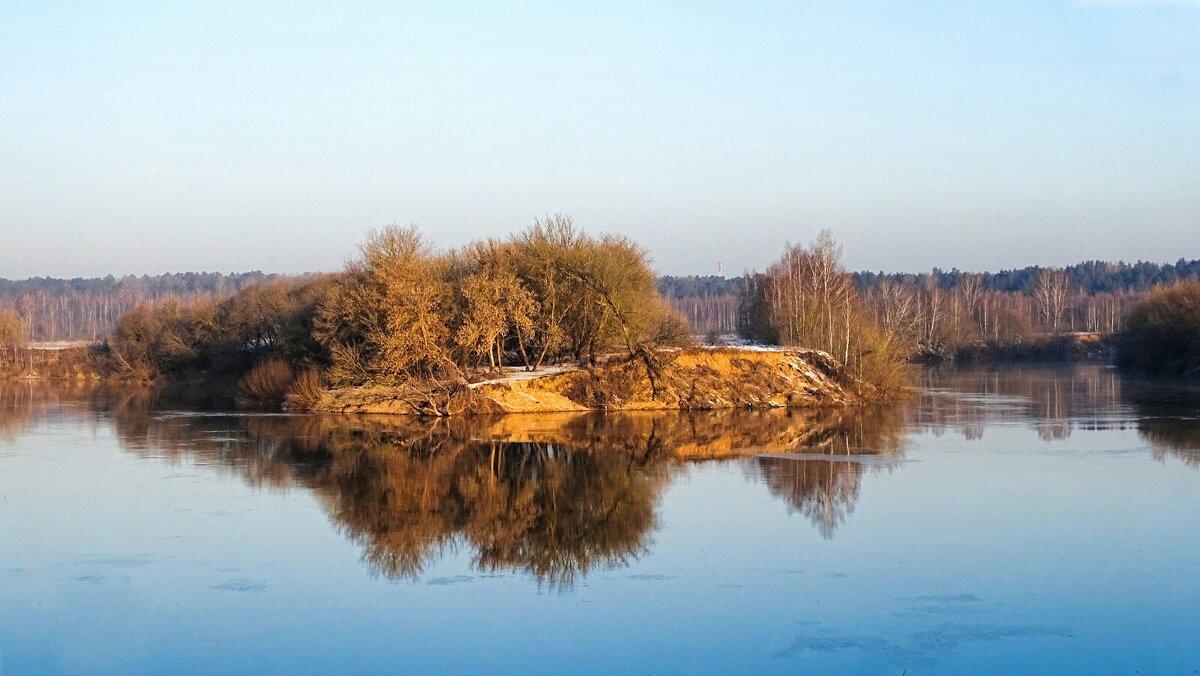 Февральским утром на берегу Днепра. - Милешкин Владимир Алексеевич Февральским утром на берегу Днепра. - Милешкин Владимир Алексеевич