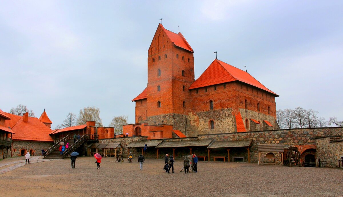 Тракайский замок в Литве - Юрий. Шмаков