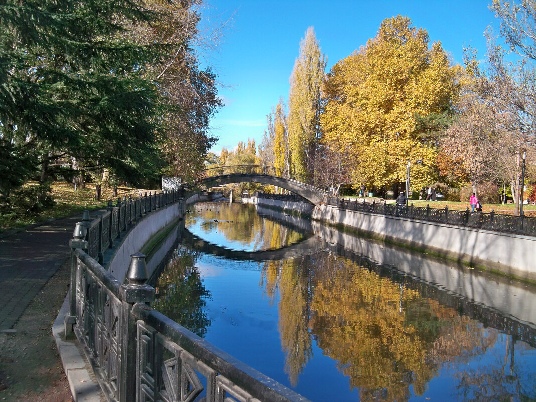 Мосты Салгира - Валентин Семчишин Мосты Салгира - Валентин Семчишин