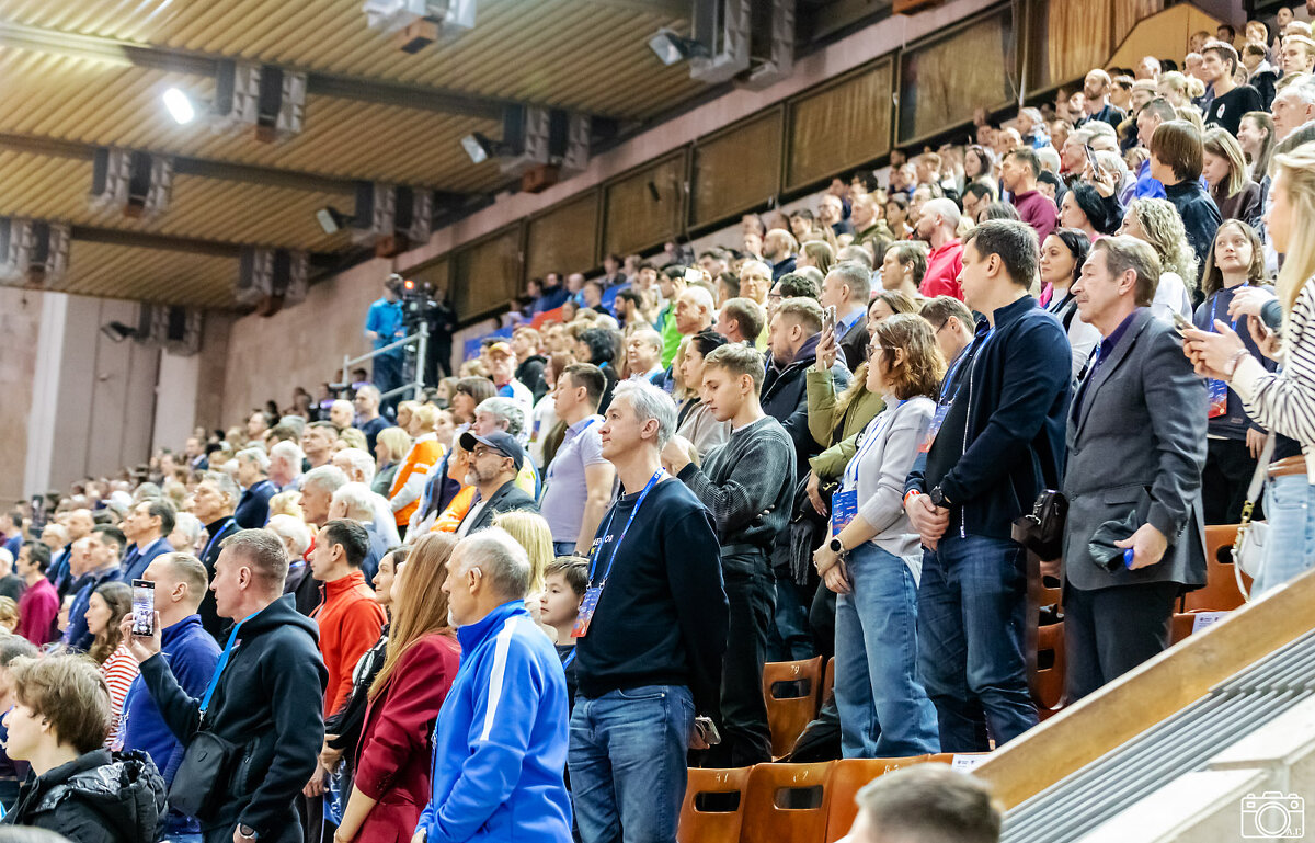 Трибуна - Александр 