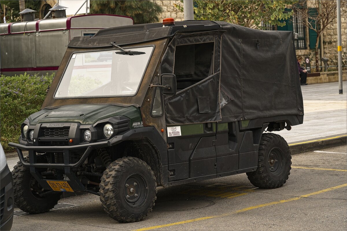 Kawasaki*2025г - ujgcvbif 