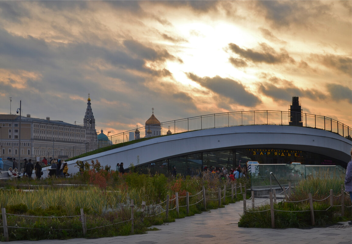 парк Зарядье - Ольга парк Зарядье - Ольга