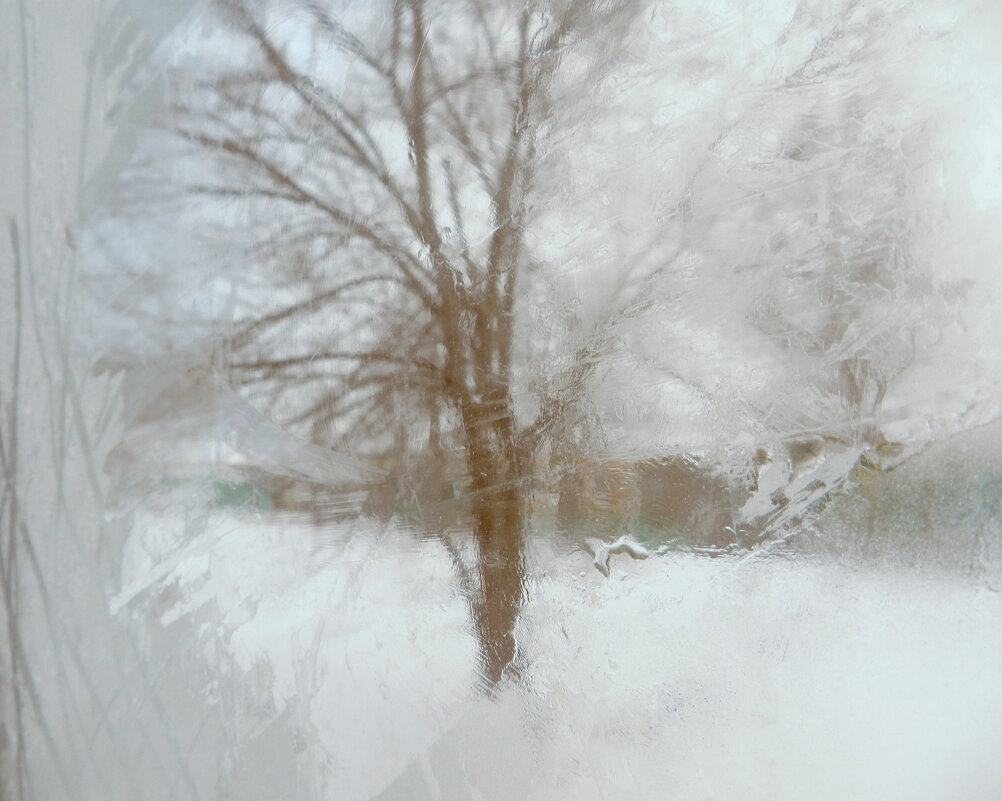 из замерзшего окна автобуса - Лера из замерзшего окна автобуса - Лера