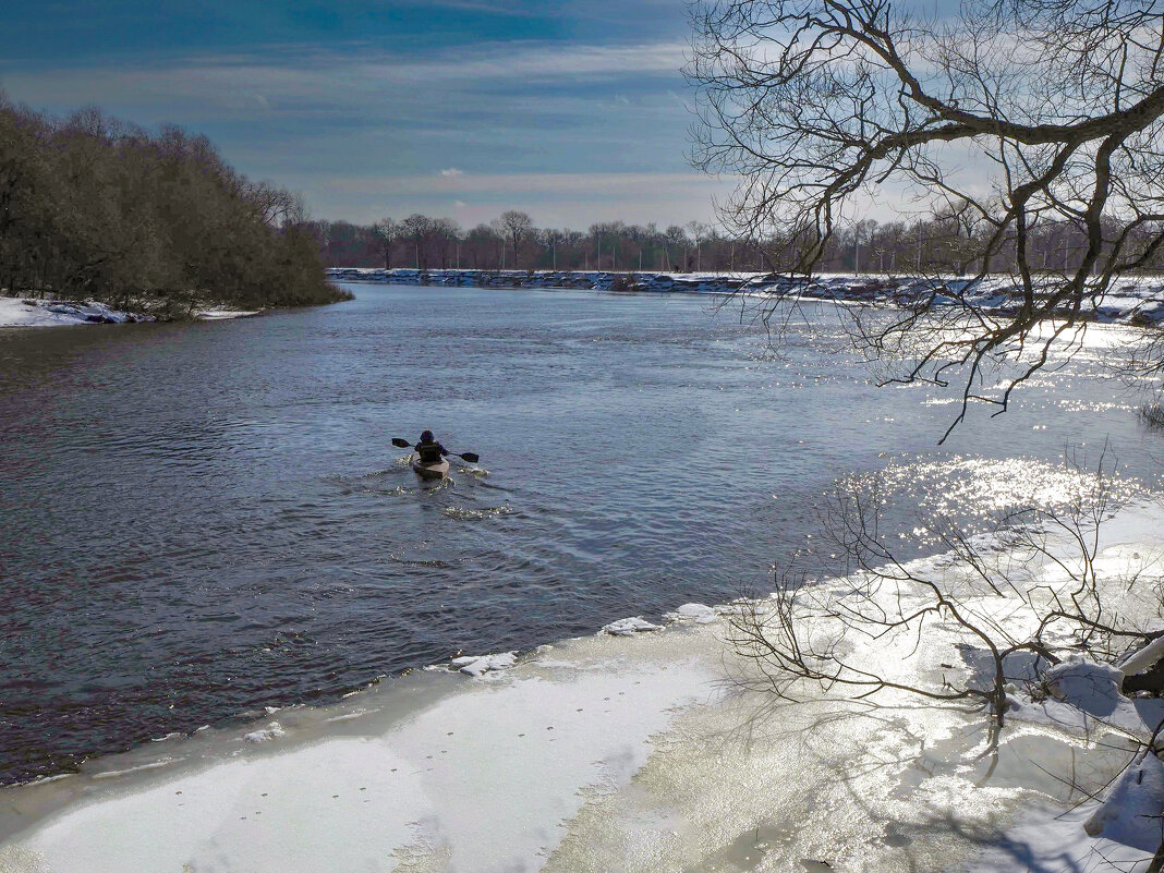 Весенний заплыв на Десне - Евгений Весенний заплыв на Десне - Евгений