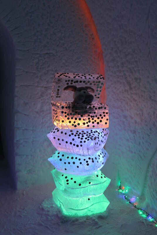 В снежной пещере - Ольга В снежной пещере - Ольга