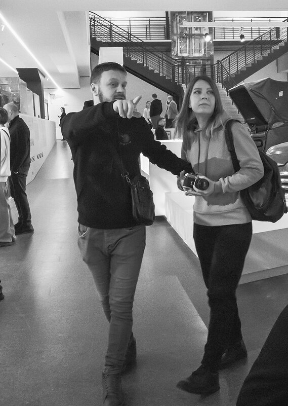 *** - Александр Русинов