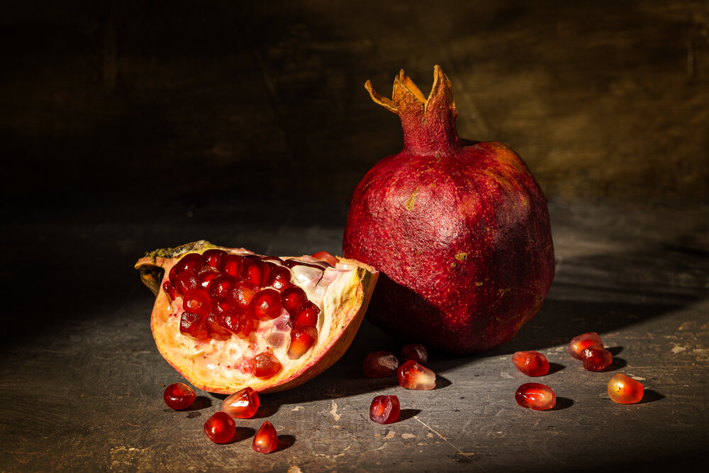 с гранатом - Алексей Чигвинцев