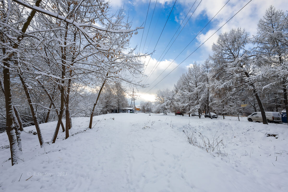 Пейзаж в городе - Александр Синдерёв
