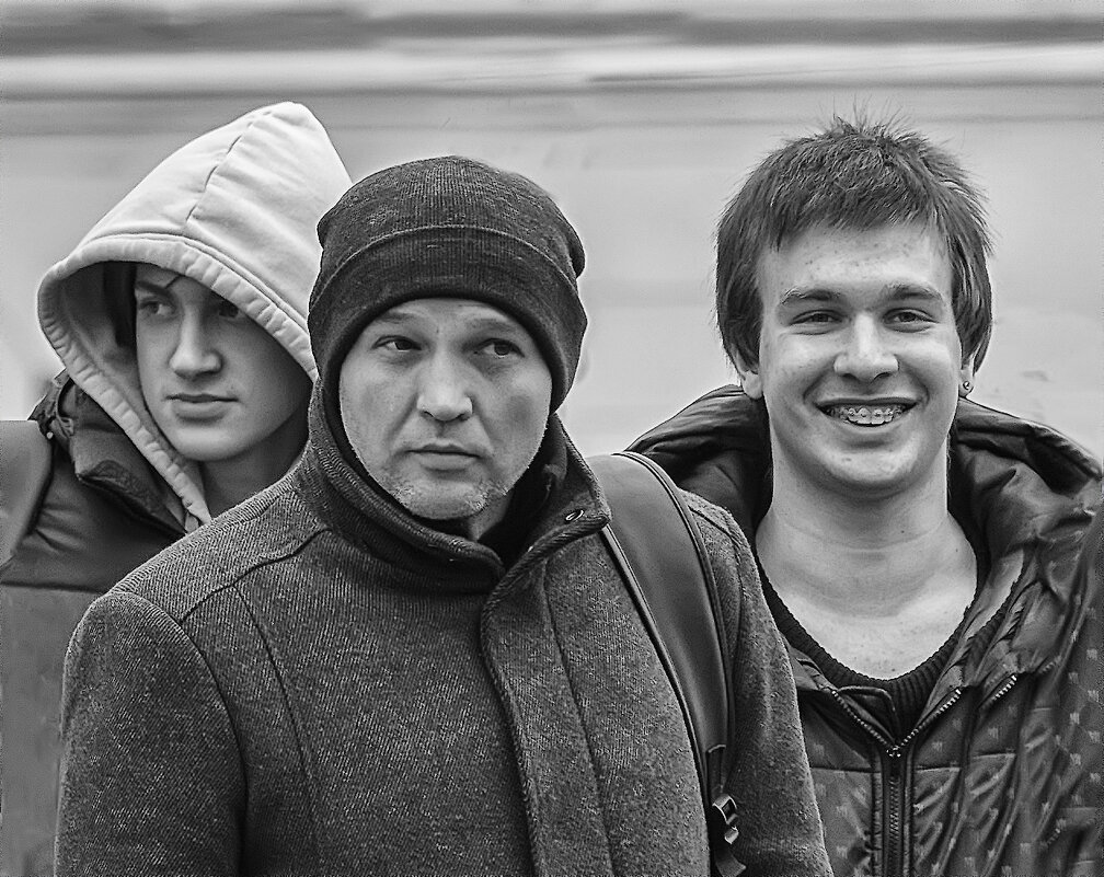 Что-то здесь не так. - Александр 