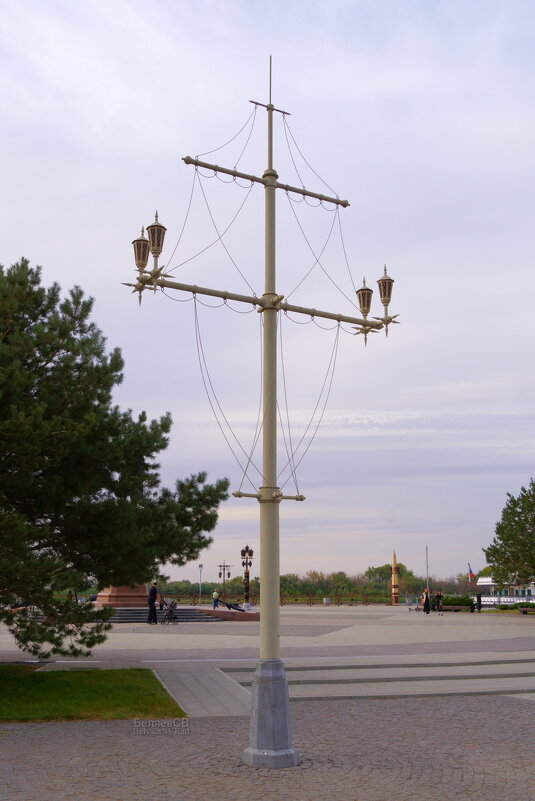 Фонарь в виде мачты - Сергей Беляев