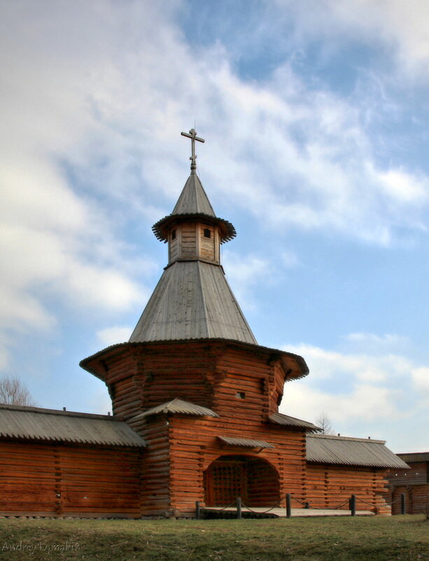 Надвратная башня Николо-Карельского монастыря - Andrey Lomakin Надвратная башня Николо-Карельского монастыря - Andrey Lomakin