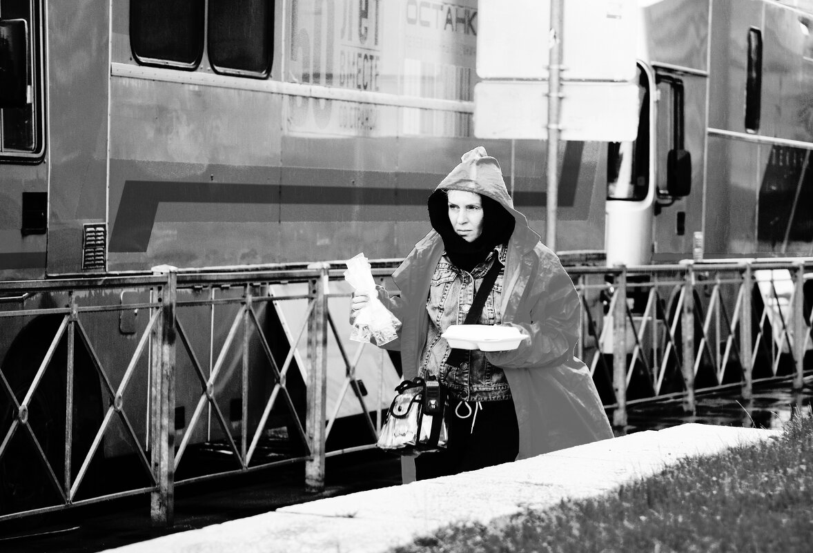 ИЗ ЖИЗНИ КИНОШНИКОВ - Виктор Никитенко ИЗ ЖИЗНИ КИНОШНИКОВ - Виктор Никитенко