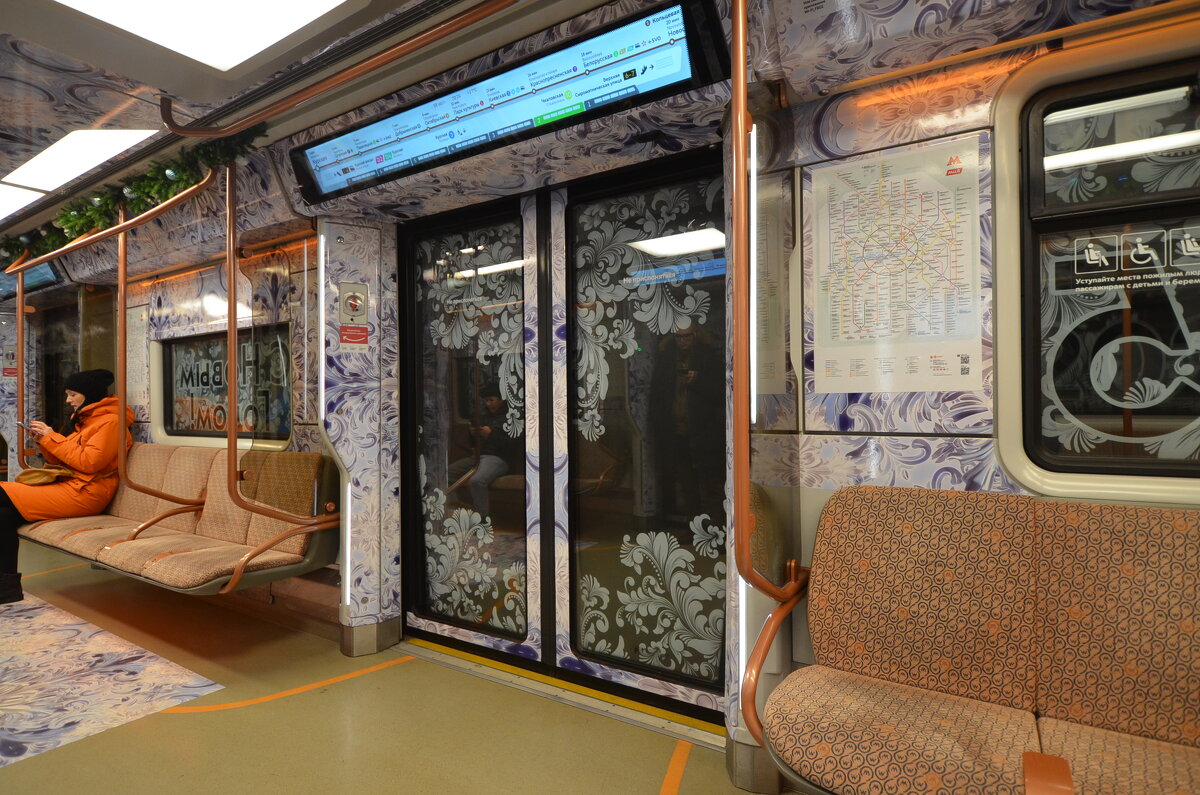 новогодний "ледяной поезд" - Галина R... новогодний "ледяной поезд" - Галина R...