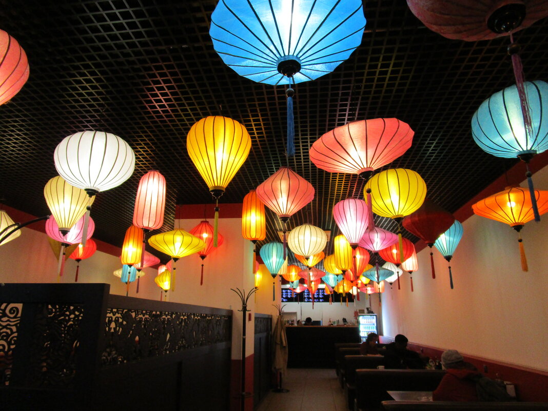 В кафе - Елена Шаламова В кафе - Елена Шаламова