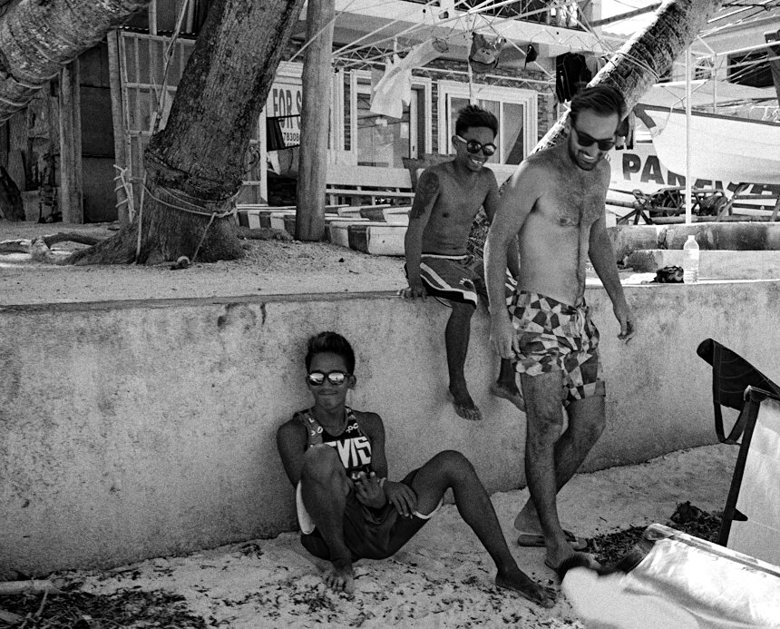 Сёрфингисты - Владимир Нефедов